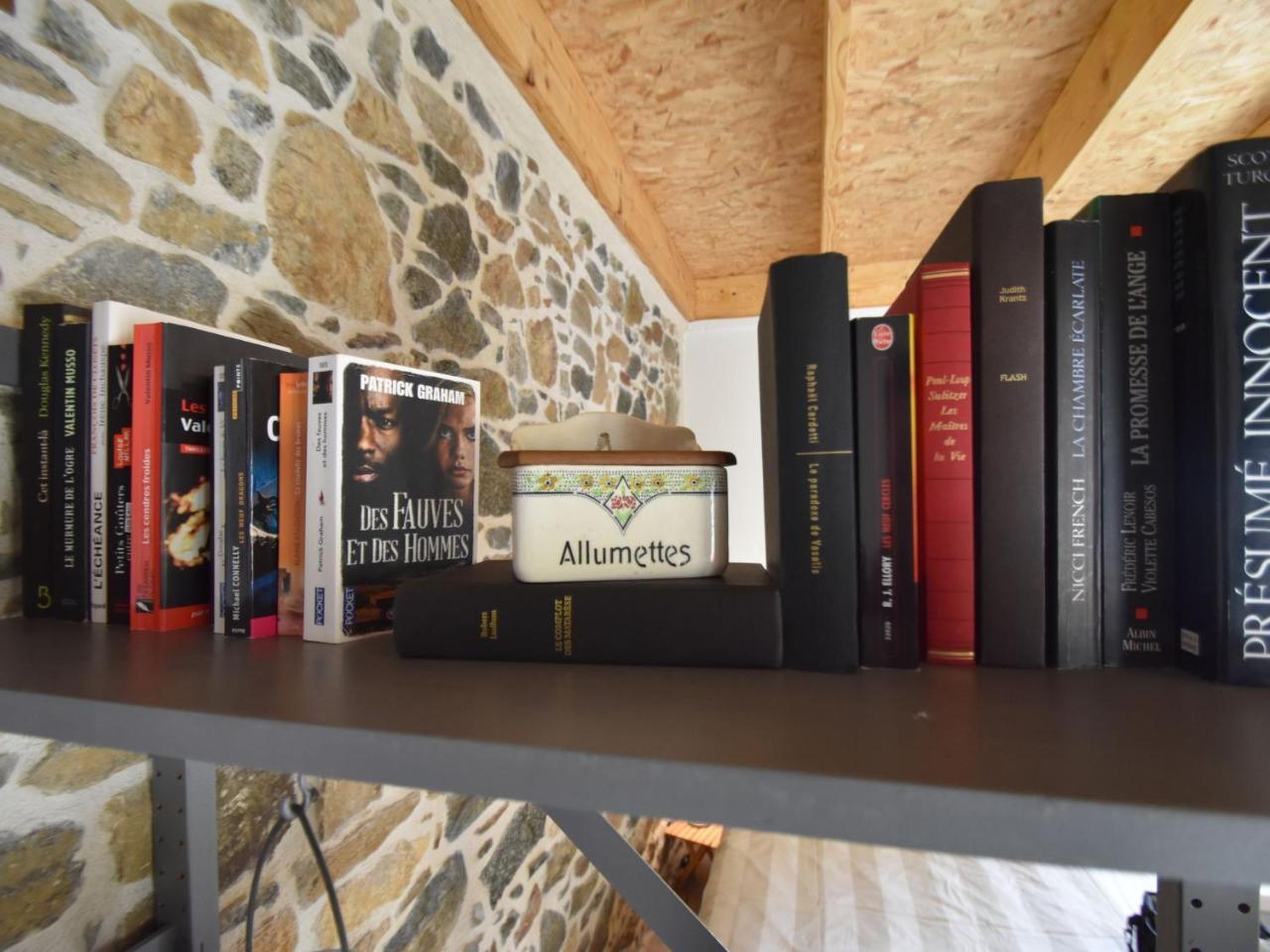 Breton Stone House In Saint Gilles Les Boisヴィラ エクステリア 写真